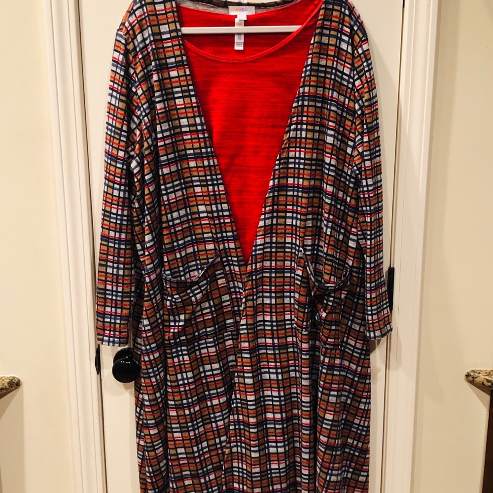 EUC Lularoe Sarah